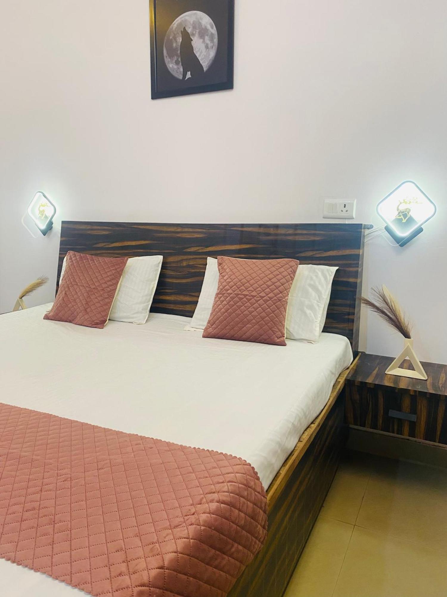 Rudra_HomeStay Varanasi Exteriör bild